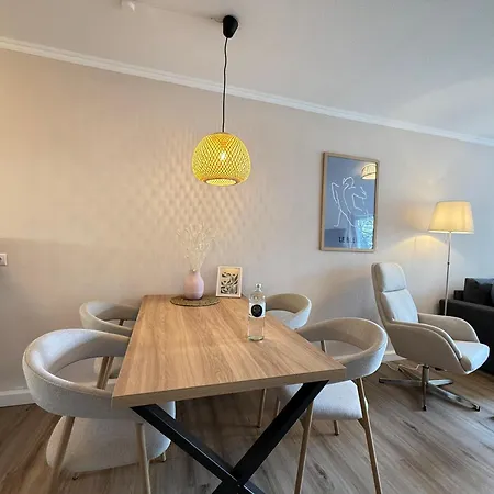 Am Hang 9 215 Apartment *